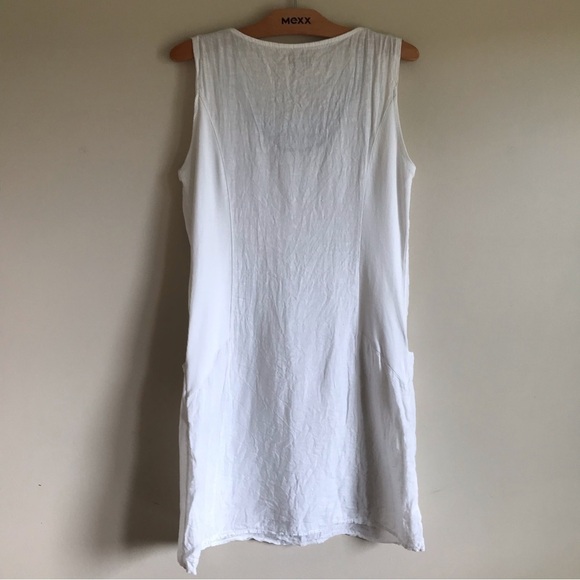 Made in Italy White Sleeveless Dress with Embellished Neckline and Pockets! - Picture 2 of 8